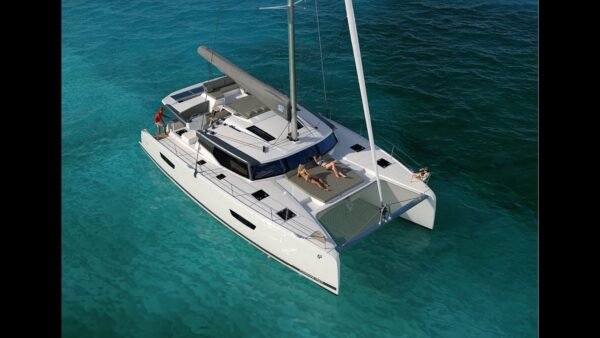 Saona 47 Cabin For Two - Image 6